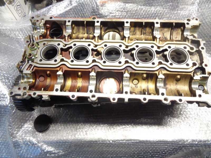 Silnik wał głowica pompa wałek Focus 2.5 T ST HYDA