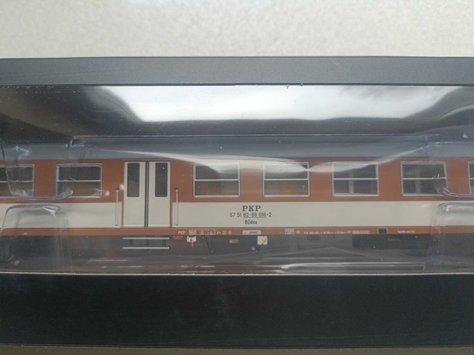 609A wagon h0 ROBO 272311