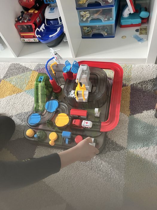 Super tor samochodowy dla dziecka.