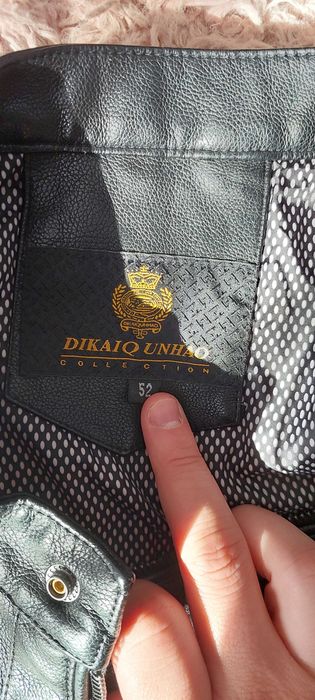 Продам неношану шкіряну куртку