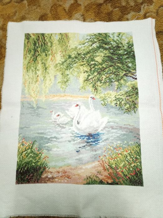 Картини вишиті бісером та хрестиком