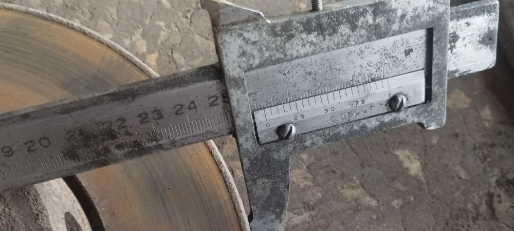 Диски тормозные, суппорта Мерседес 190, 201