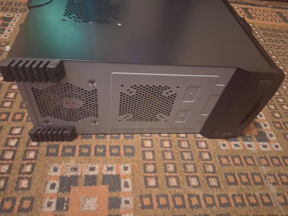 Intel Core i5-4460 3.2GHz.