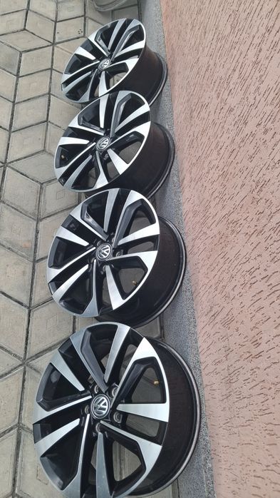 Оригінальні диски титани VW Tiguan Passat 5/112R17 vag Dublin Поштучно