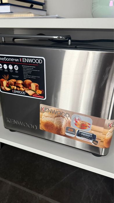 Продам новую хлебопеч