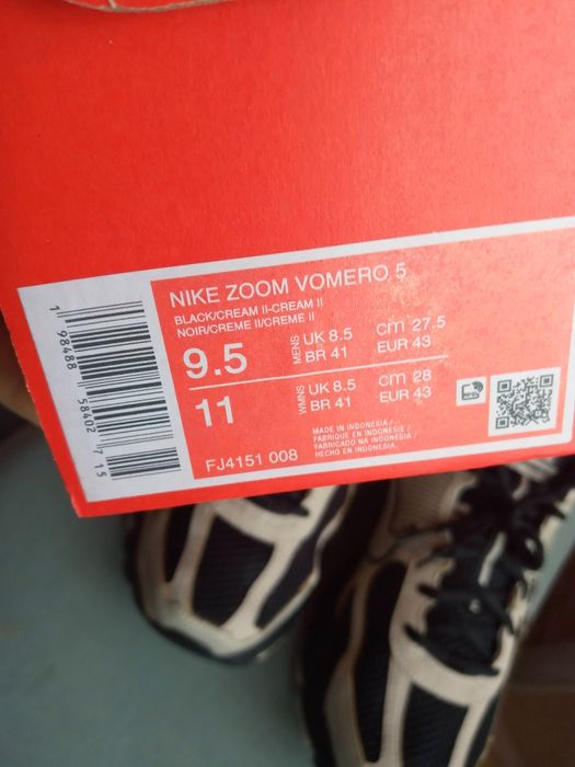 Buty Nike Zoom Vomero 5 rozmiar 43.