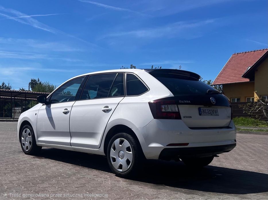 Skoda Rapid 1.6 tdi *xenon *panorama *navi *vrs