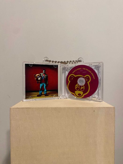 Brelok cd nfc Kanye West - A College Dropout