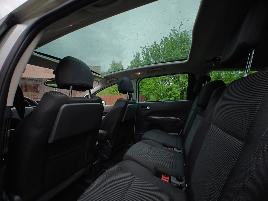 Peugeot 5008 2.0 HDi 163km