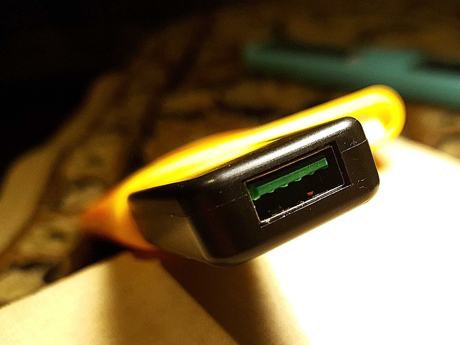 Продам тестер для точного измерения ёмкости аккумулятора телефона