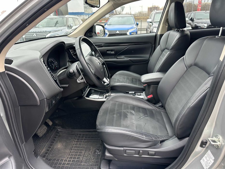 Mitsubishi Outlander Instyle 2022