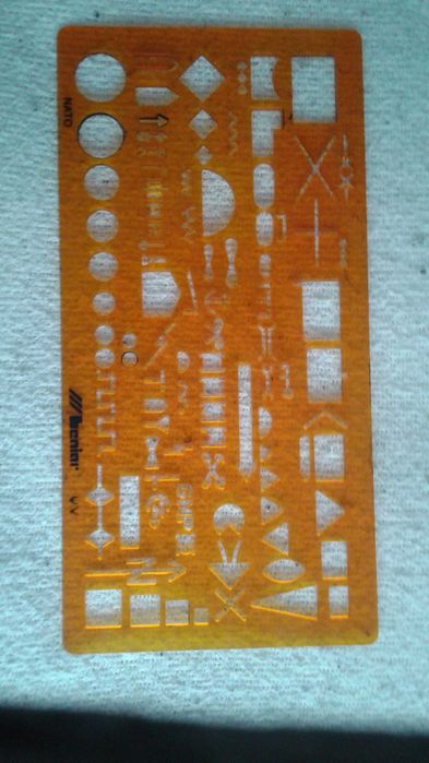 Linijka Dowódcy NATO LENIAR - szablon wojskowy kreślarski - NOWA.