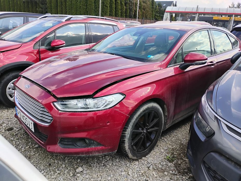Ford Mondeo 2016r, 2.0 TDCI. AUTOMAT. Uszkodzony prawy bok. Jeździ.