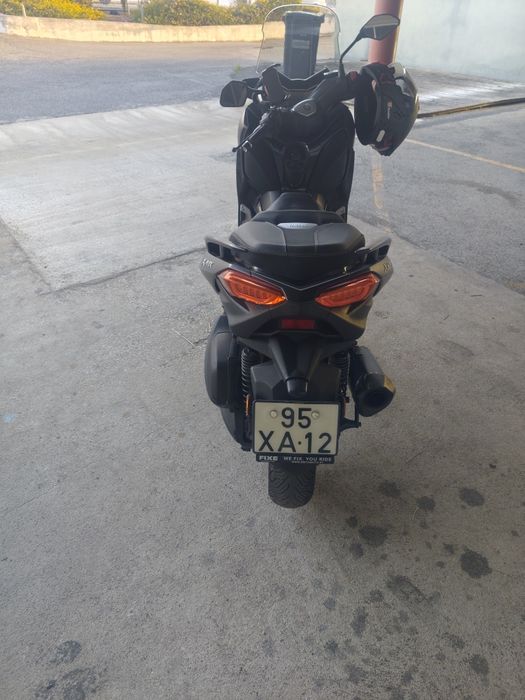 Yamaha X max 300
