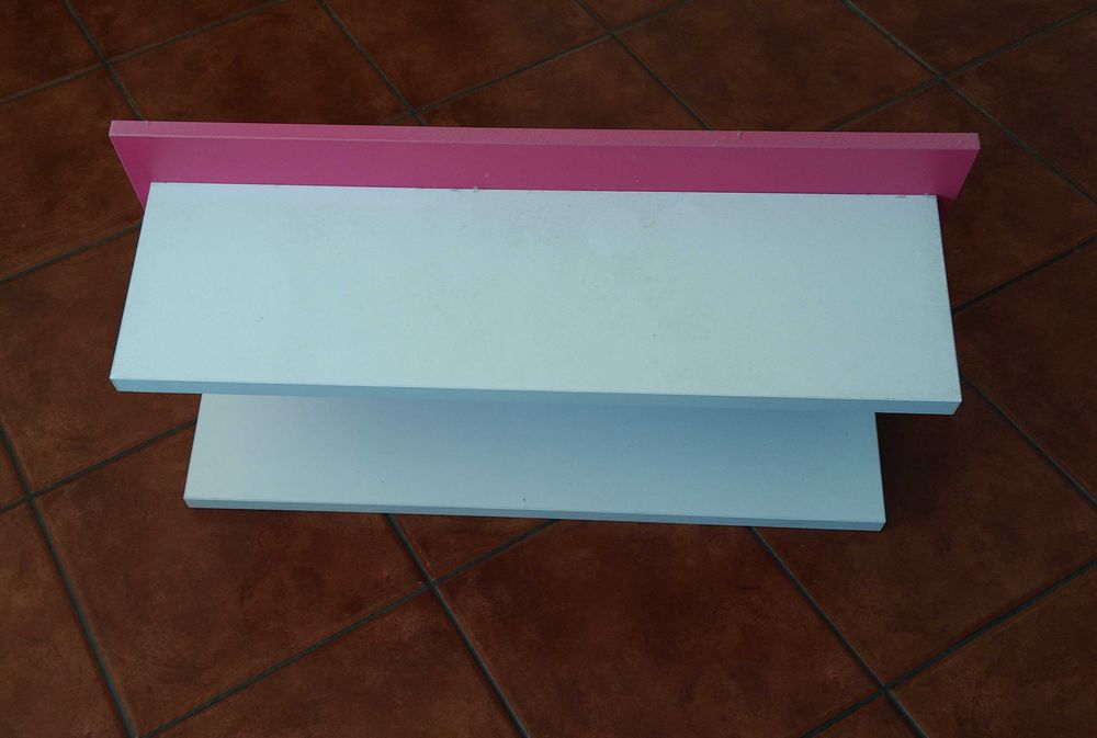 Prateleira dupla de parede