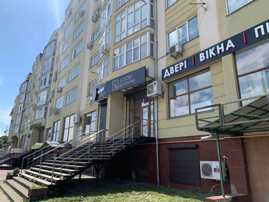 Продаж комерційного приміщення вул. Галицька