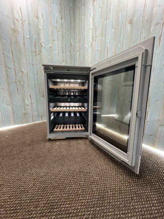 Винный холодильник Liebherr UWTes1672 Идеал 2 зоны LED графика