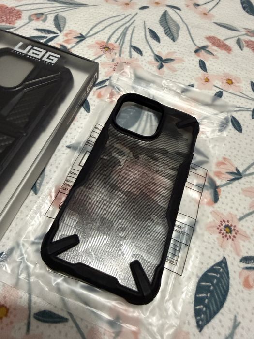 Capas 14/15 pro max UAG