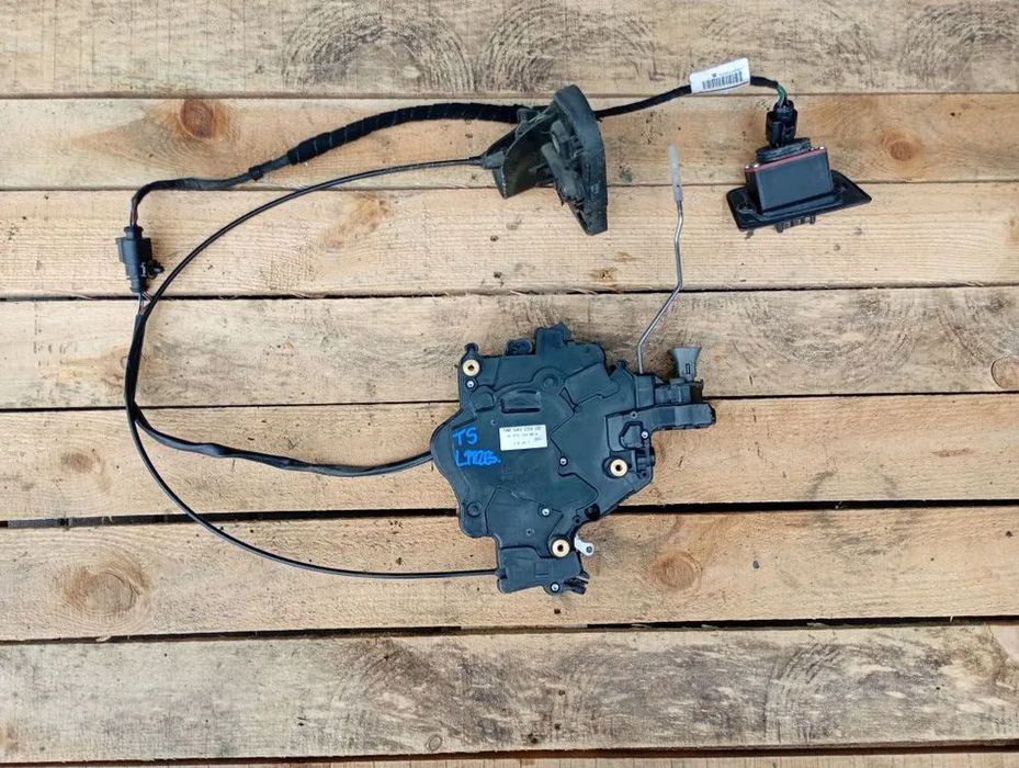 zamek lewy drzwi przesuwnych stycznik vw transporter t5 2003-2009 7h08