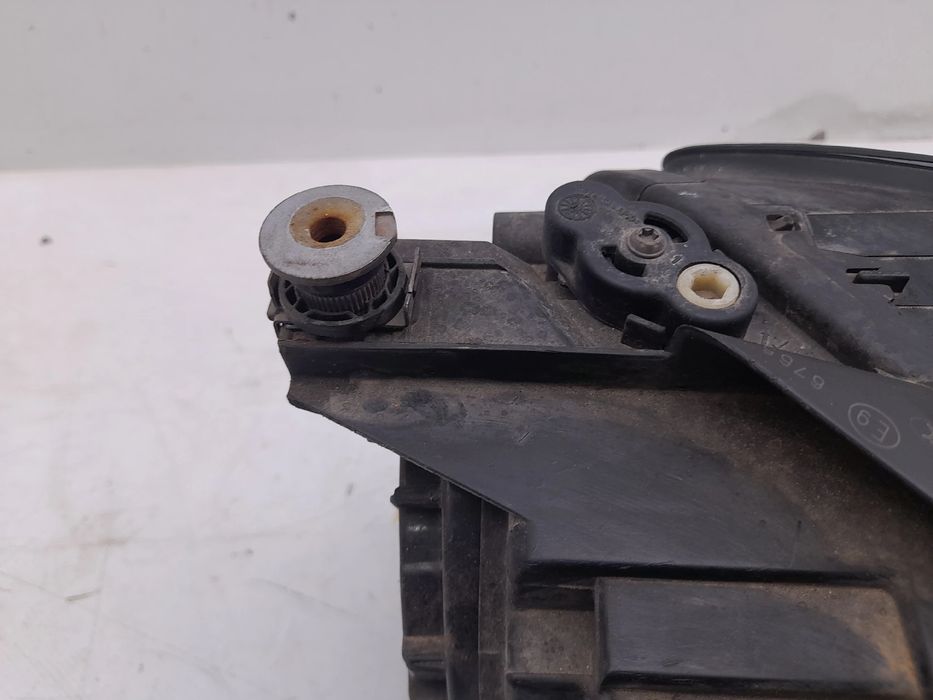 Ótica / farol esquerda VOLKSWAGEN Golf VII (5G1, BQ1, BE1, BE2)