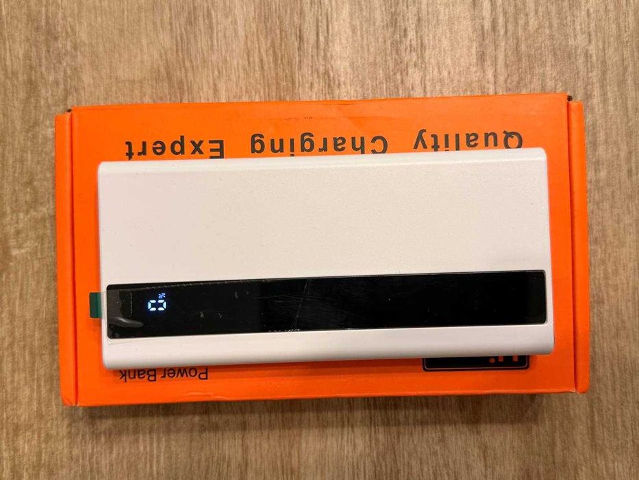 Powerbank Hinne 10000mAh новий білий з LED-дисплеєм