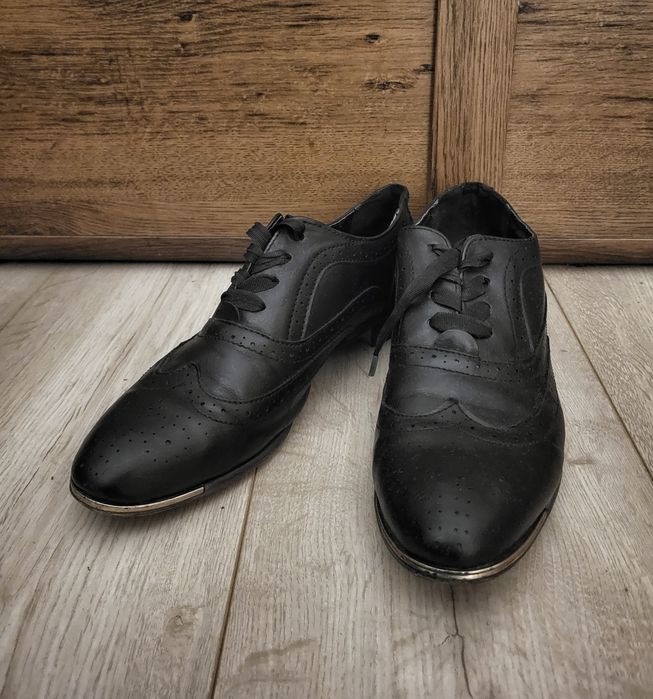 Buty Oxfordki 39