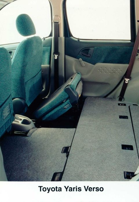 Toyota Yaris — fotografia 12