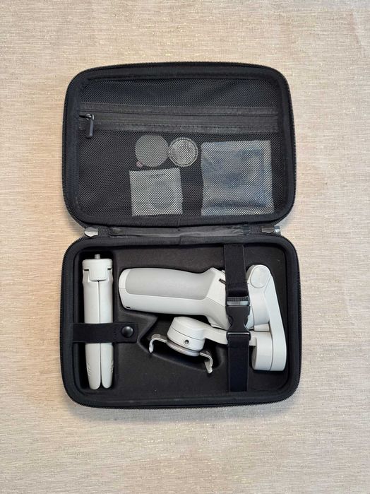 DJI OSMO Mobile 4