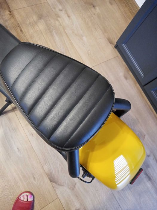 hulajnoga elektryczna jak nowa, 2 baterie