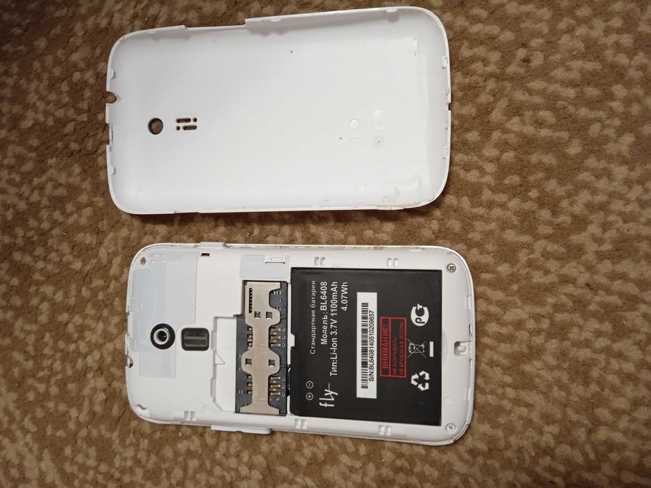 мобильный телефон флай смартфон