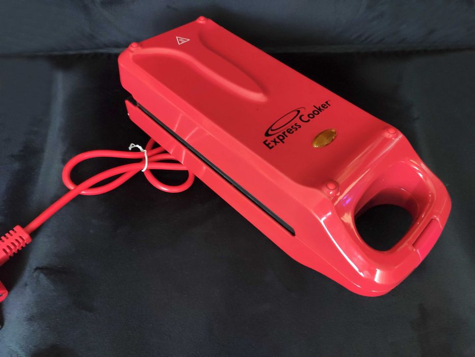 Tostadeira Express Cooker (NOVA)