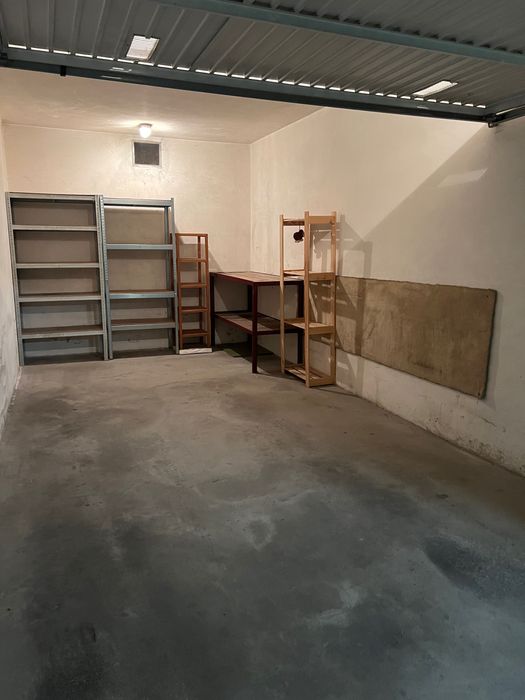 Zamykany garaż podziemny ul. Strońska