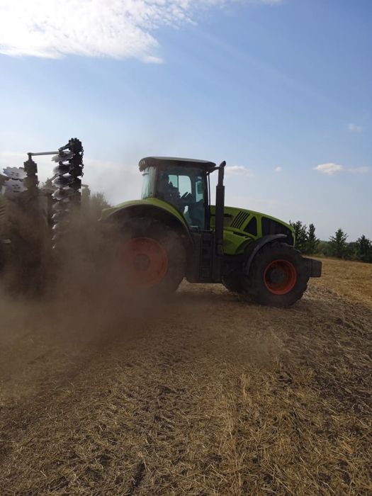 Трактор Claas Axion 950 2012  Продаж