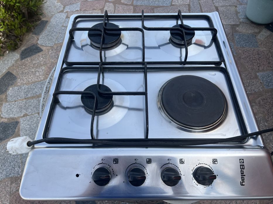 Placa a gás e eletricidade excelente estado