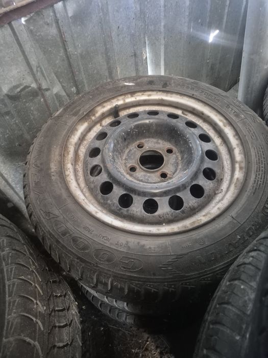 Kola z oponami golf 2 golf 3 pasat polo