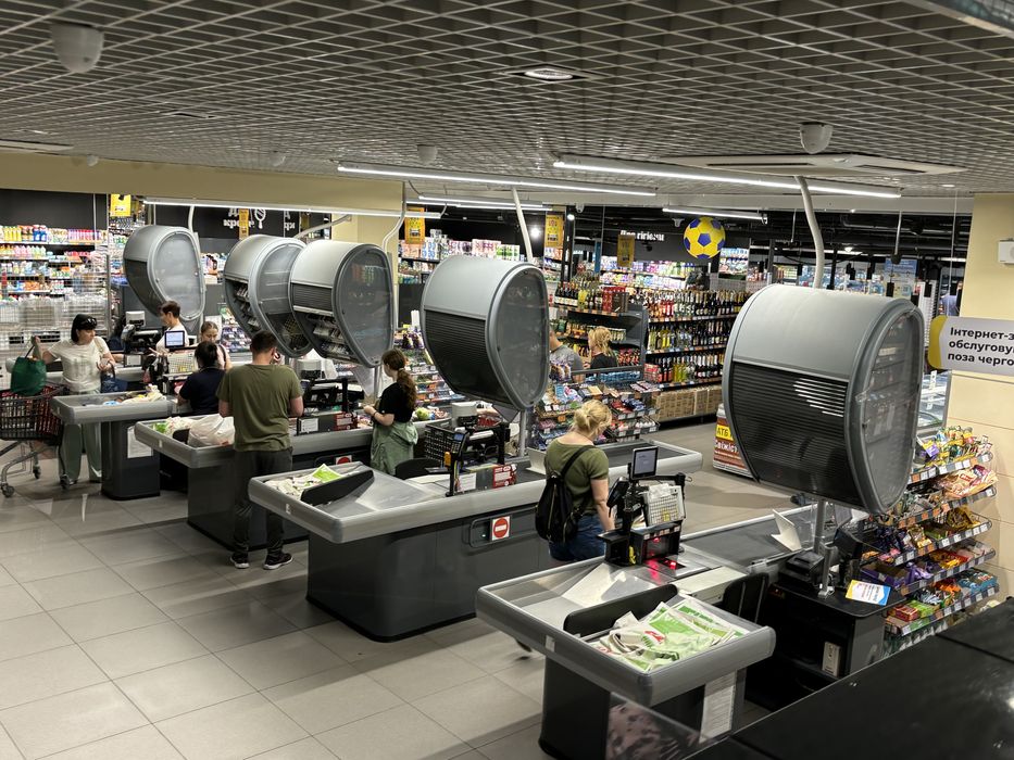 Оренда приміщень у  ТЦ « TEREMKI-2»