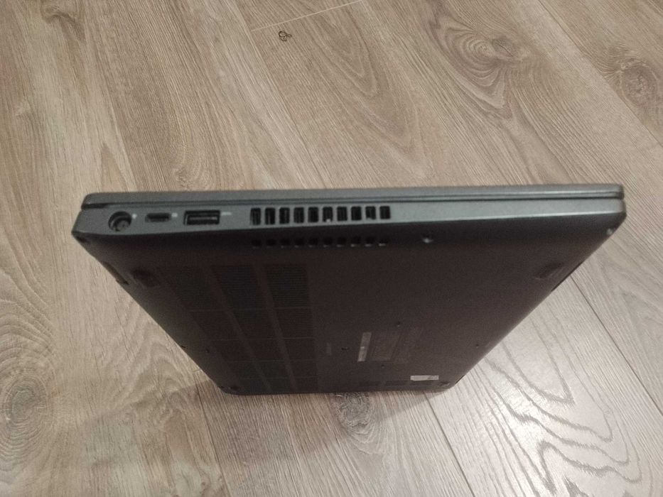 Dell Latitude 5400 / i5-8365U / 16GB RAM / FullHD / Ноутбук