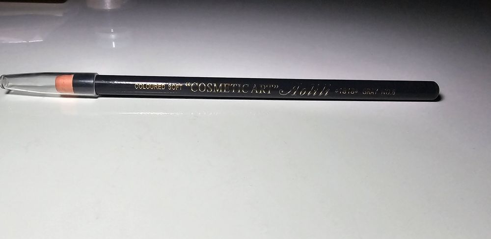 Kredka do brwi grafitową profesjonalna