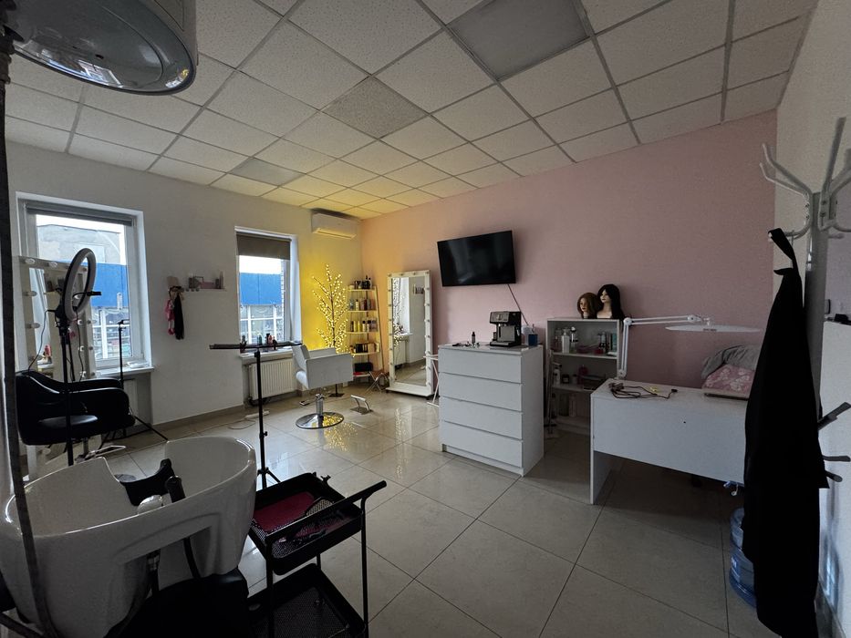 Аренда перукарського місця