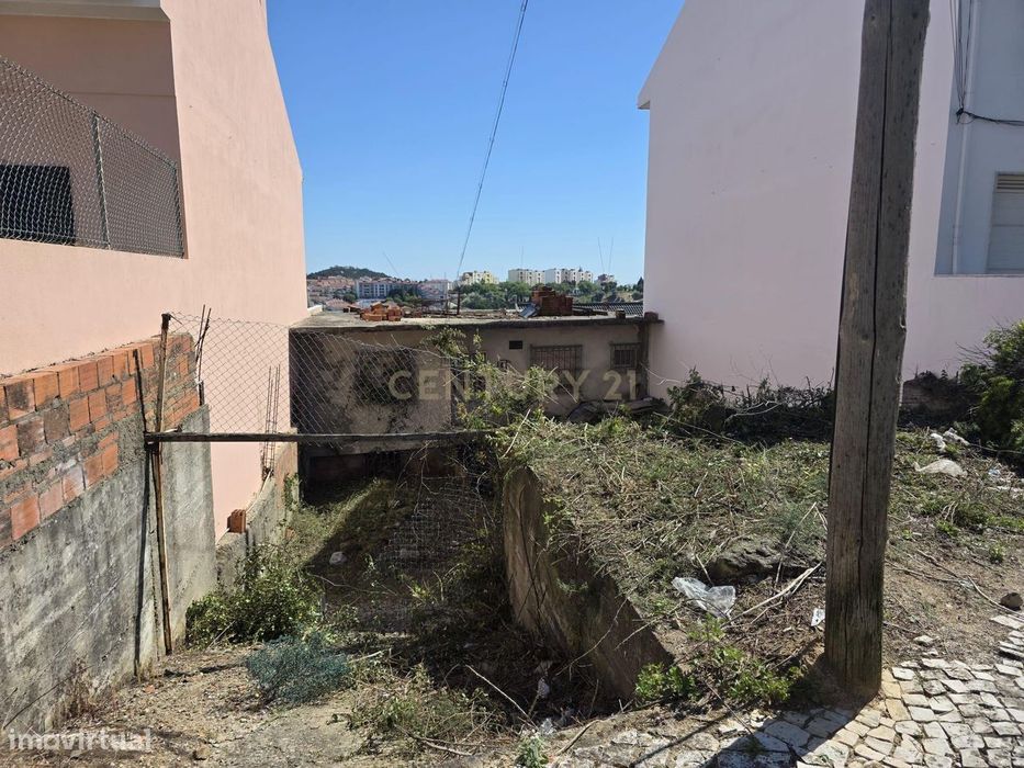 Moradia T3 em Casal de Cambra (concelho de Sintra)