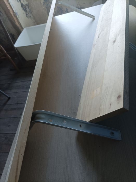 Prateleiras em Madeira