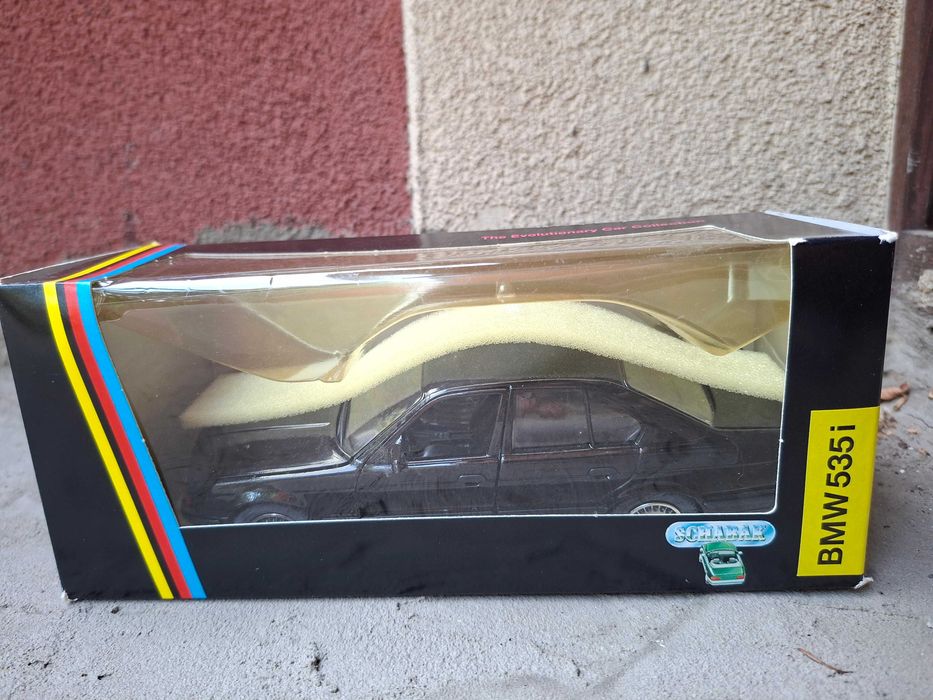 BMW 535i E34 Schabak 1:24 model samochodu