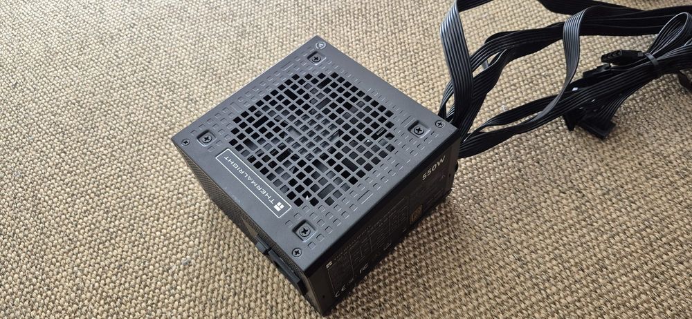 Fonte alimentação 550W