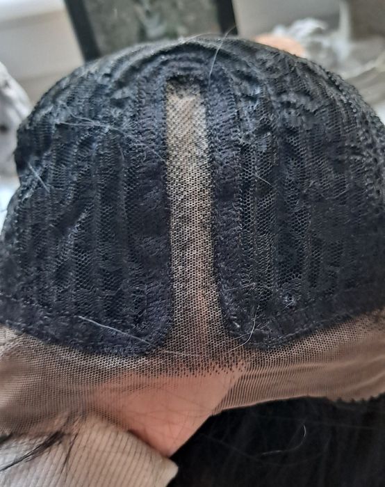 Peruka czarna syntetyczna