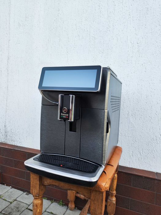 САМА ТОПОВА Кавомашина кофемашина Saeco Xelsis Suprema SM8889