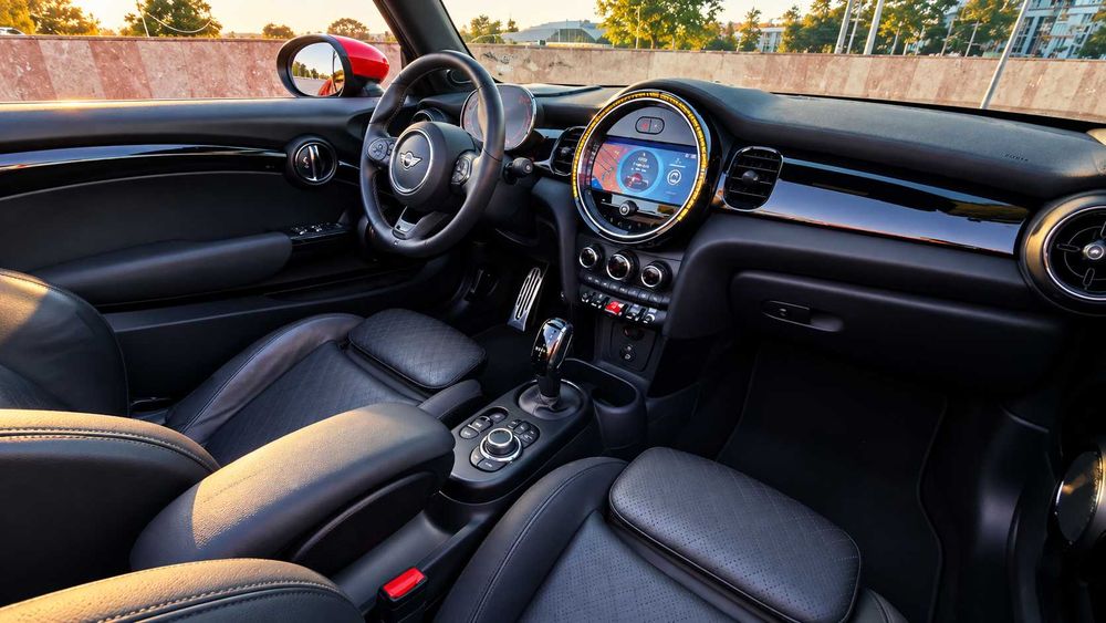 Venda/Retoma MINI JCW Cabrio 2.0 231cv Auto | 2022 | Full Extras