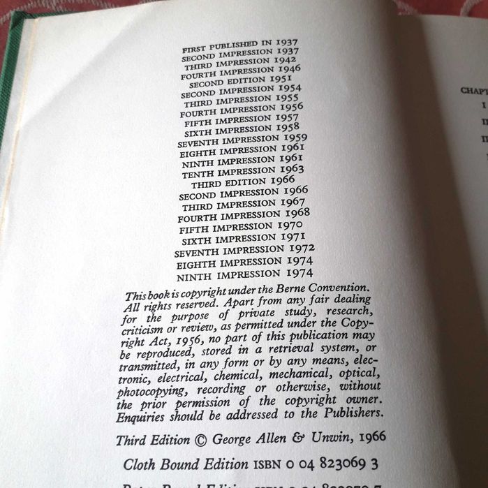 J R R Tolkien - The Hobbit (Allen & Unwin) - Edições de Coleção 1968 e 1974