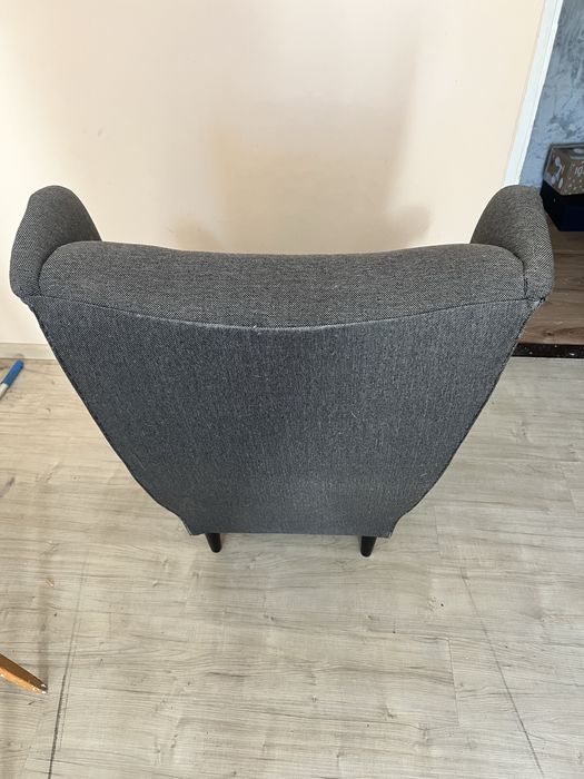 Fotel Uszak Stan Bardzo dobry