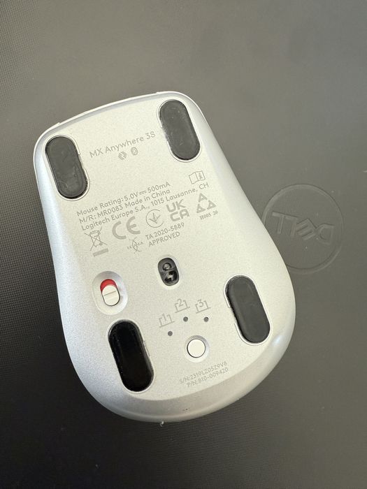 Logitech Anywhere 3S Mouse64575438424451121