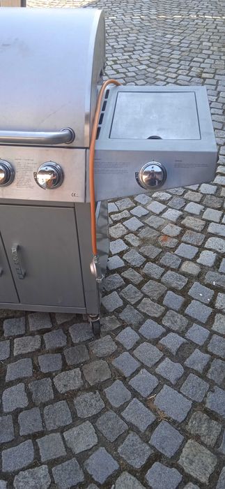 Grill gazowy ogrodowy